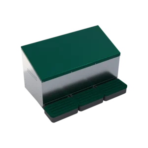 Outdoor laying nest 3 compartments, plastic floor